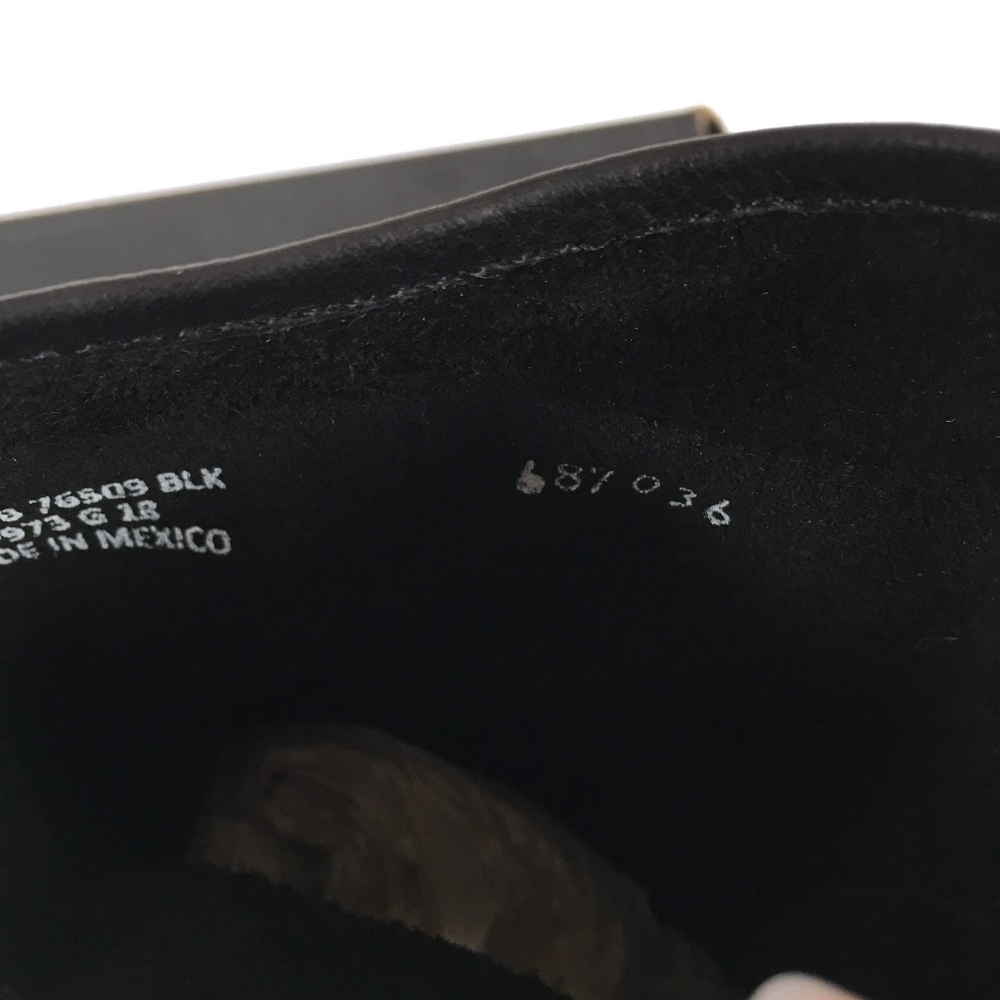 Frye Women's Veronica Short Leather Boot - Picture 6 of 7